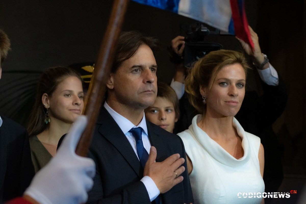 El presidente de Uruguay se separa de su esposa, Lorena Ponce de León